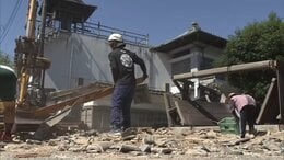 住宅被害は3400棟を超え、猛暑のなか片付け作業続く　宇城市では「り災証明書」の申請受け付けで混乱が【熊本地震から5日目】|TBS NEWS DIG