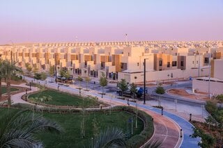 サウジ不動産株が急伸、聖地メッカやメディナも外国人所有解禁| TBS CROSS DIG with Bloomberg