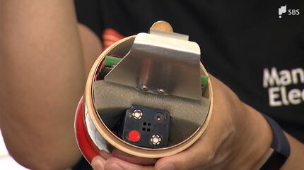 認知症予防の効果に 医療現場も期待 音が鳴る不思議なマトリョーシカ