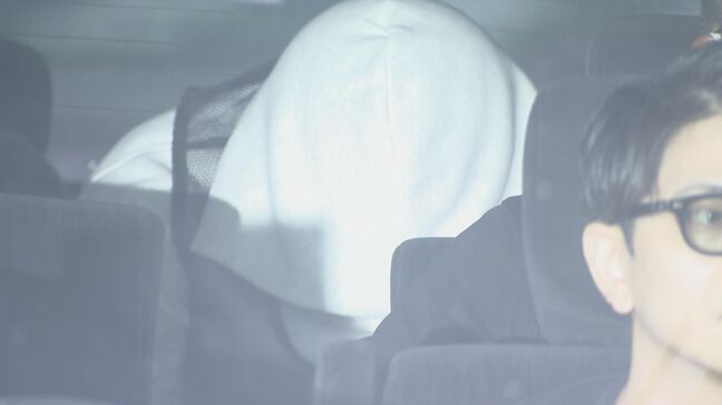 恋人との出会い 約40％が｢マッチングアプリ｣調査も 利用者増える中でアプリ悪用か ロマンス詐欺グループ摘発  LINEのIDは5600人分収集 女性になりすまし暗号資産だまし取った疑いで男5人逮捕|TBS NEWS DIG