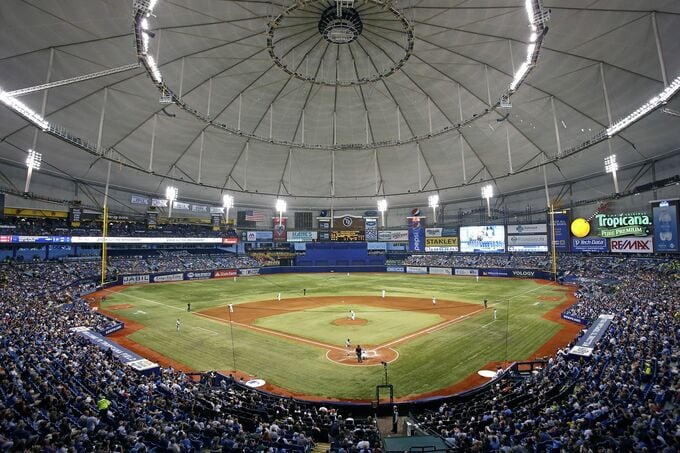 MLBレイズ、米住宅建設業界の富豪率いる投資家グループが買収