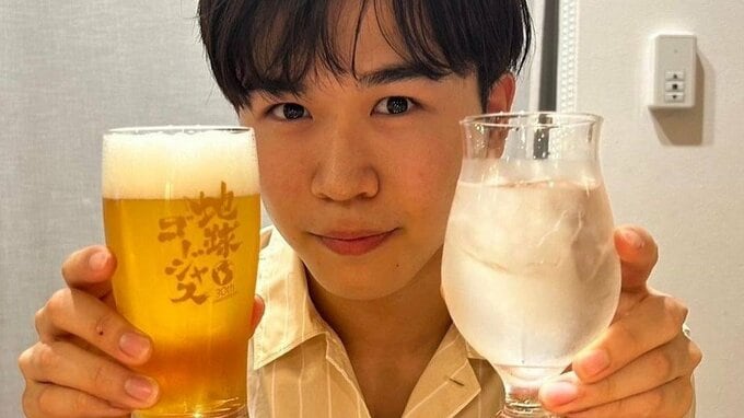 【鈴木福】二十歳を迎え「お酒、デビューしました！」ご満悦の笑顔に祝福のリプライ続々|TBS NEWS DIG