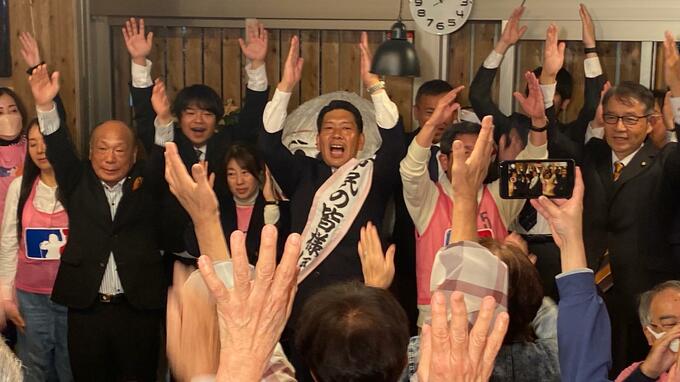 「まち作りを自分1人ではなく 市民みんなが参加できる形で進めたい」大村市長選挙 現職の園田裕史さんが3選　支持者らを前にあいさつ　|　長崎のニュース | 天気 | NBC長崎放送