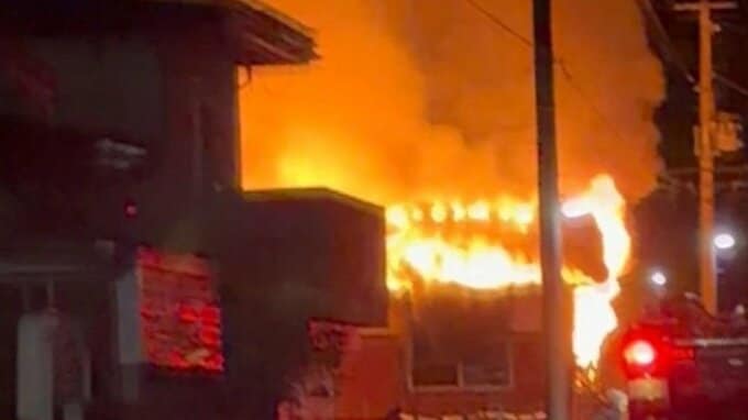 焼け跡から1人の遺体発見　深夜に山形市江南で住宅火災　60代男性と連絡取れず　|　山形のニュース│TUYテレビユー山形