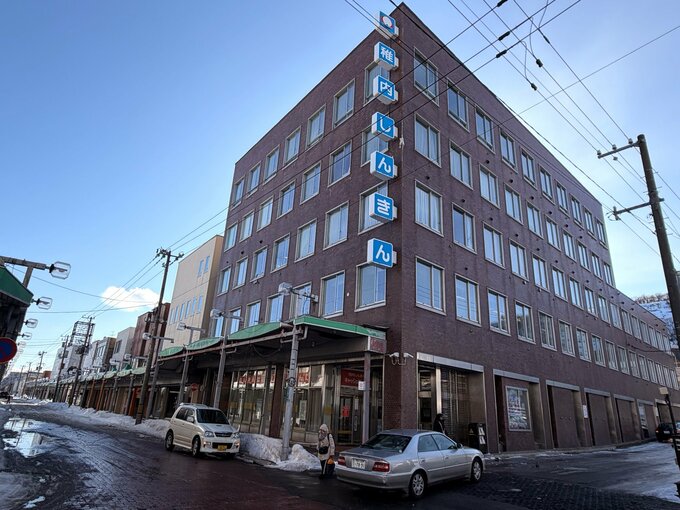 人口半減で借り手不足直面、日本最北端に根差す信金－地域金融の縮図