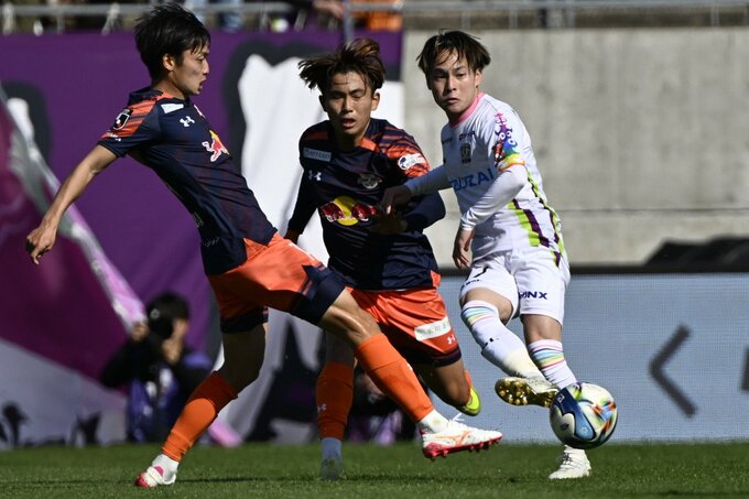 藤枝MYFC 敵地大宮で競り勝つ【J2・J3百年構想リーグ第６節】 |TBS NEWS DIG