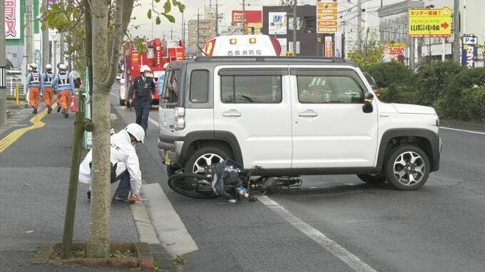 歩道で自転車が車にはねられ、そのまま車の下敷きに…自転車の男性(60代)が重症　車が駐車場から出ようとして出合い頭に衝突か　|　BSSニュース | BSS山陰放送