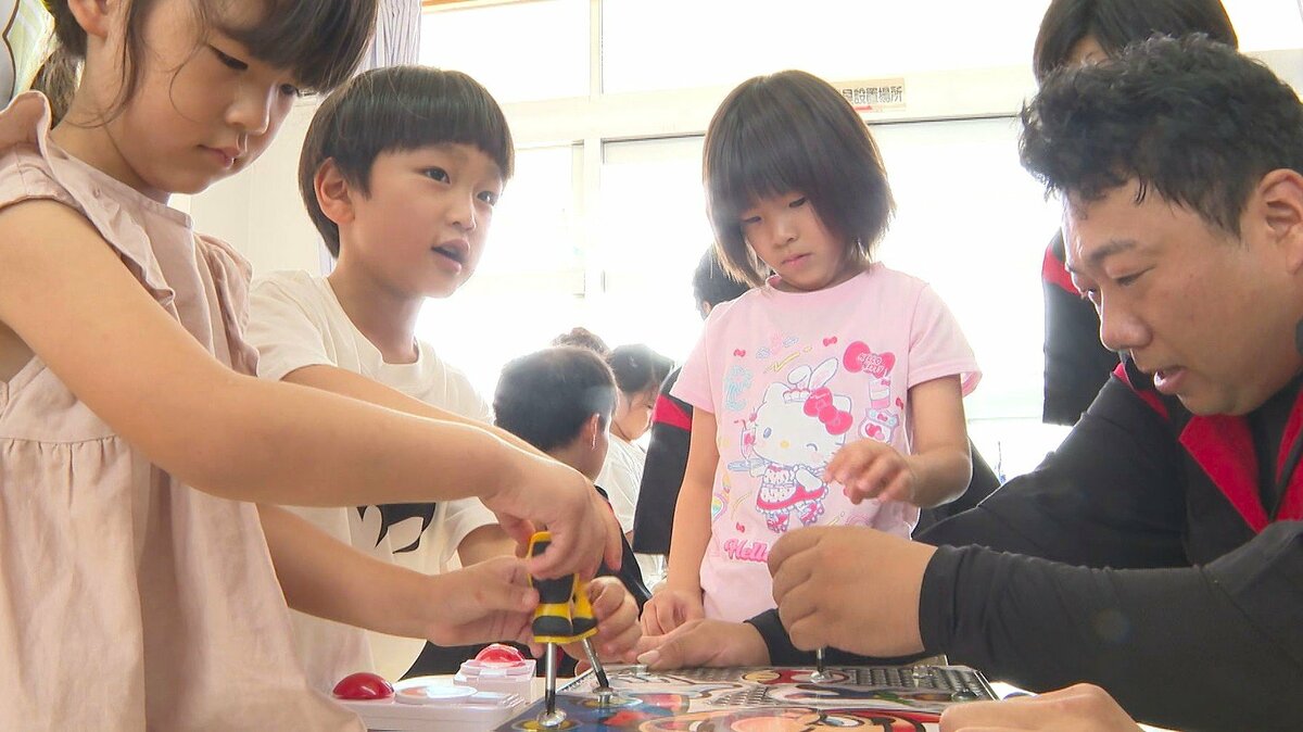 大切な子供達 園児が“ネジネジ”大奮闘！おもちゃの車づくりに挑戦 | 大分のニュース