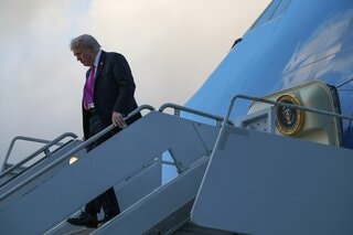 「不審な足場」をFBI捜査、専用機降り立つトランプ氏が視界に入る位置| TBS CROSS DIG with Bloomberg