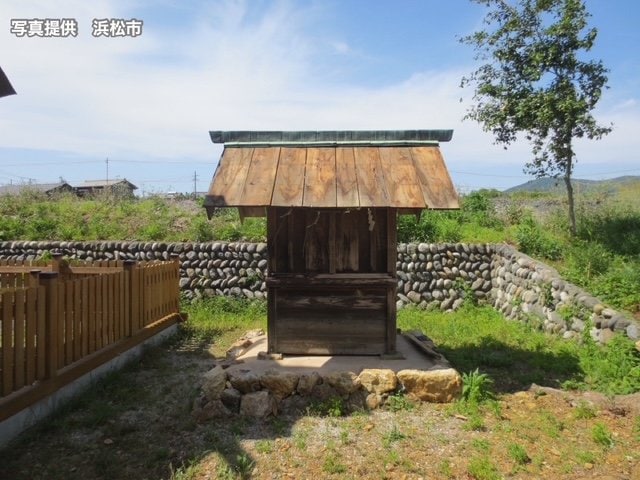 早朝に響く「ビリビリ」はがす音? 神社の「神庫」銅板屋根はがされ盗まれる 本殿や近くの神社も同様の被害…=浜松市浜名区|TBS NEWS DIG