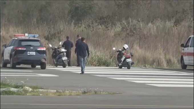 台湾　小型飛行機墜落　日本人1人含む2人死亡|TBS NEWS DIG
