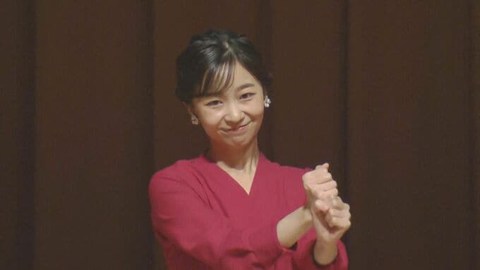 佳子さま　デフリンピック開催前夜に日本選手団の結団式で手話であいさつ “目で見える応援”サインエールを一緒に練習　|TBS NEWS DIG