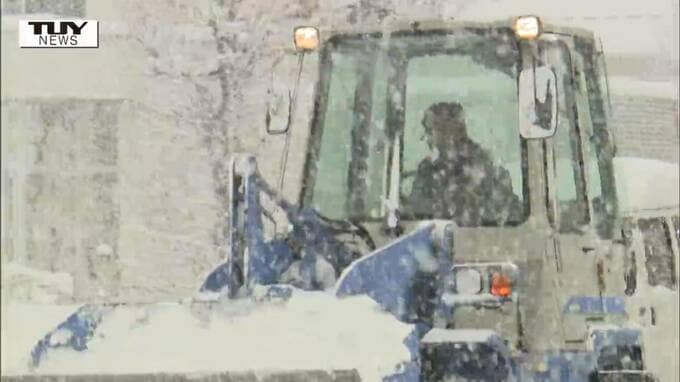 除雪車が道路を除雪する順番ってどう決めるの？「朝起きたら雪の山」「ウチの前は除雪が遅い」”雪国あるある”について自治体に聞いてみた（山形市）　|　山形のニュース│TUYテレビユー山形