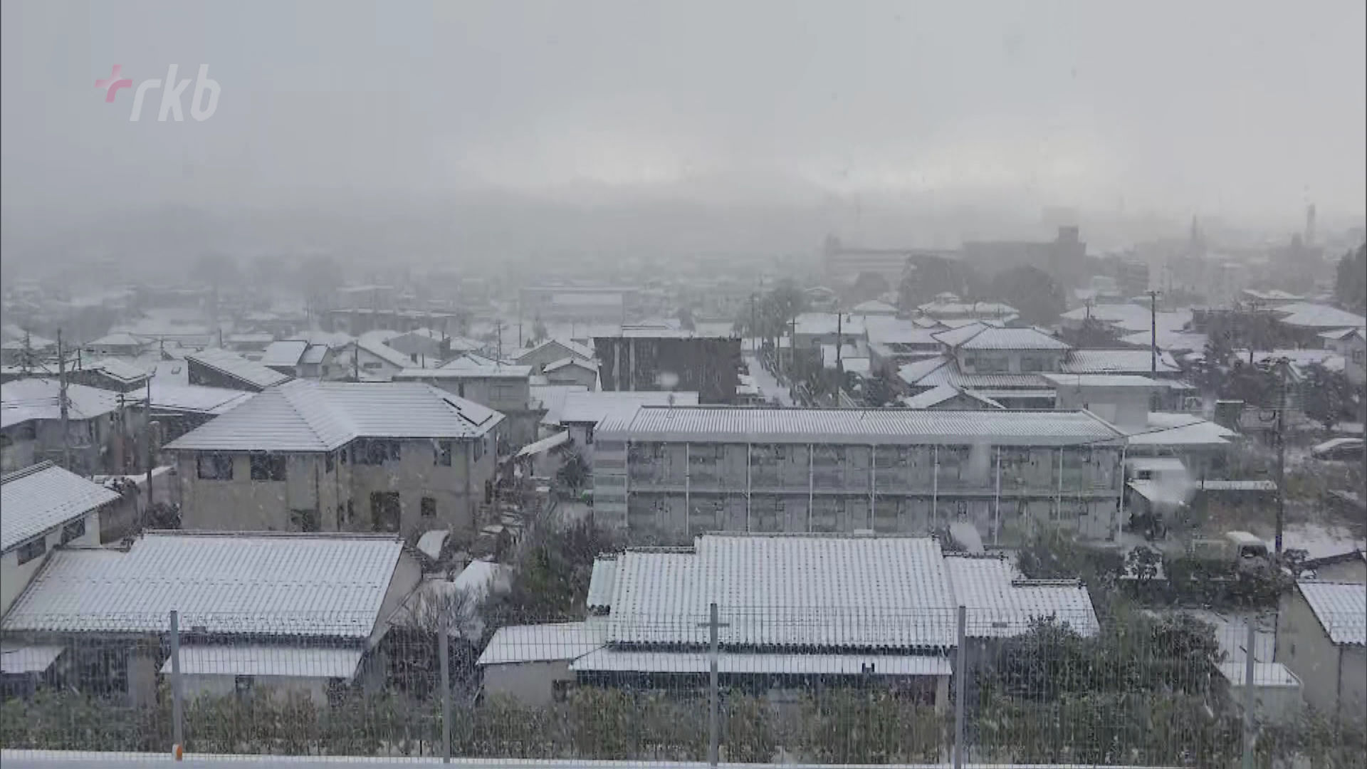 「水が出ない！」水道管の漏水や破裂が相次ぐ、氷点下の気温で凍結～福岡
