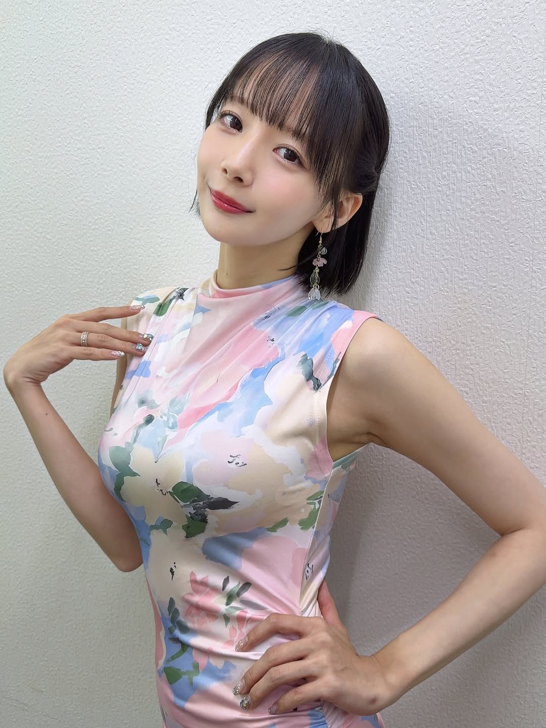 役満ボディ・岡田紗佳 】 「見下ろされたい？？？？？」 オフショット