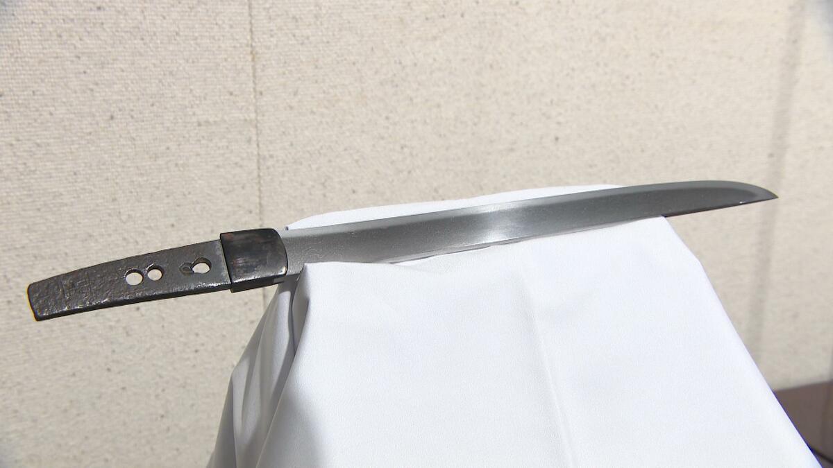 最強の武器は「心の持ちよう」？ 薩長同盟160年に幕末の武芸者展　殺伐とした時代に記された“向上心の漢詩”と美しい日本刀の共演【高知】