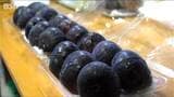フランス原産で蜜のような甘みの“黒いダイヤ”『ビオレソリエス』高級イチジクの収穫始まる 新潟県佐渡市|TBS NEWS DIG