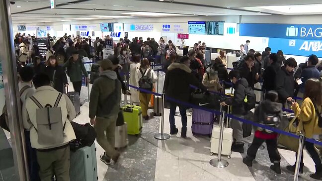 新千歳空港でUターンラッシュ 東京行きの便はほぼ満席　混雑はあすも|TBS NEWS DIG