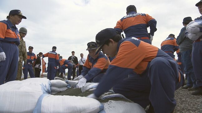 土のうの積み方を確認　楢葉町で震災後初の水防訓練　福島|TBS NEWS DIG