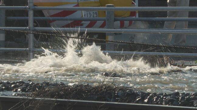 「台風かと思った。水柱が」工業用水道管が破損で現場騒然　走行中の列車にあたり乗客負傷|TBS NEWS DIG