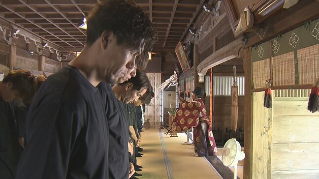 「恩返しできるようにJ1昇格へ」ヴァンフォーレ甲府が必勝祈願 山梨・武田神社|TBS NEWS DIG