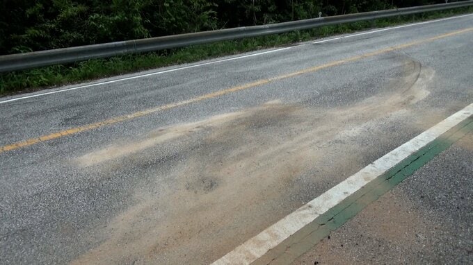 ライトバンと正面衝突、軽トラの77歳男性が死亡…バン運転の19歳男性もケガ　片方がセンターラインはみ出したか、山間・片側1車線の国道195号【高知・香美市】　|　高知のニュース・天気｜KUTV NEWS | KUTVテレビ高知