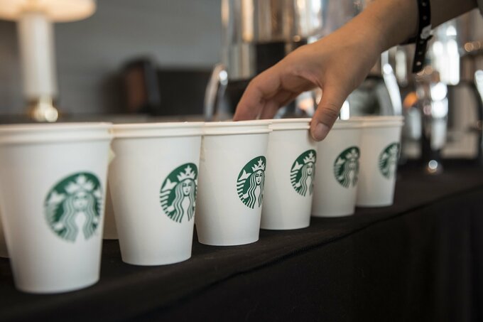 スターバックスが中国事業見直し着手、ＰＥファンドに接触－関係者