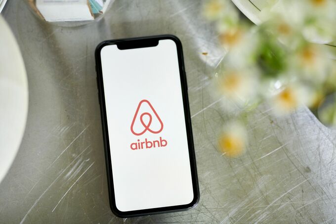 米ホリデーシーズンの旅行需要に明るさ－予約サイト大手が示唆