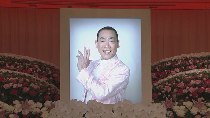 【真島茂樹】お別れの会　IKKOさんが「たくさんの愛をこめて」メッセージ|TBS NEWS DIG