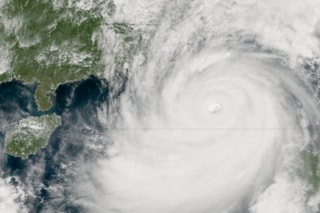 香港に2018年以来の超大型台風接近、航空便欠航-IPOに影響も| TBS CROSS DIG with Bloomberg