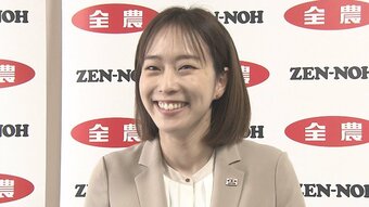 卓球五輪メダリスト　元日本代表石川佳純さんが来県　おおいた和牛の贈呈に大喜び　|　OBSニュース
