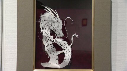 作家SouMaさんが手がける切り絵の世界 1枚の紙からうまれる