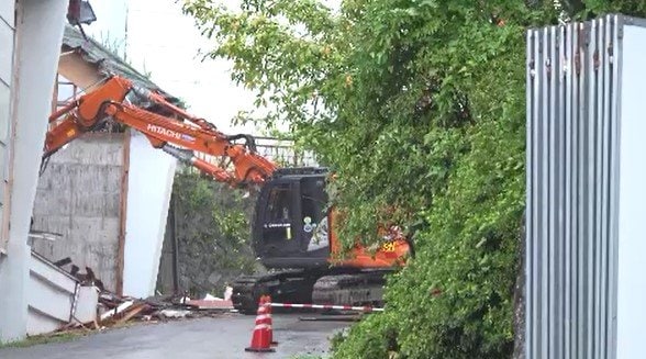 小学校の解体工事現場から、銅製の配管約30キロ分が盗まれる…被害額は3万円から3万5000円相当…業者が警察に被害届、長野・諏訪市教委は業者にセンサー付き防犯カメラ設置など対策強化指示　|　SBC NEWS | 長野のニュース | SBC信越放送