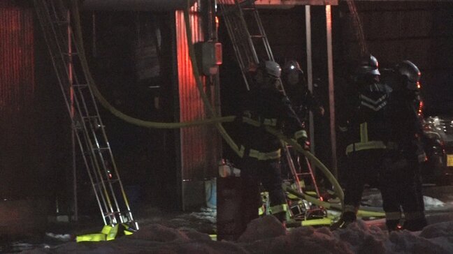 【続報】昨夜の住宅火事…火元は2階寝室か 約55平方メートルを焼失 在宅の家族4人は無事 富山・高岡市|TBS NEWS DIG
