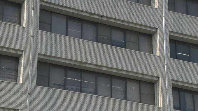 女子児童の下着を撮影するため…教室にカメラ設置した疑い  名古屋市立小学校の教員(40)を逮捕「女子児童の体や服装 下着に興味があった」　|　名古屋・愛知・岐阜・三重のニュース【CBC news】 | CBC web