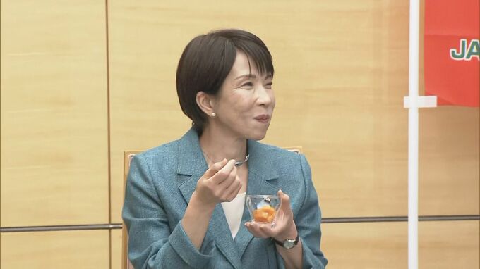 高市総理が地元・奈良県産の柿を食べて自作の句を披露「奈良の柿 未来を拓く ちから湧く」