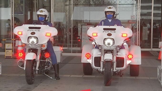 白バイ仕様に改造「ハーレーダビッドソン」2台寄贈　費用は1400万円　栃木県警に全国初の「トライク」白バイ誕生|TBS NEWS DIG