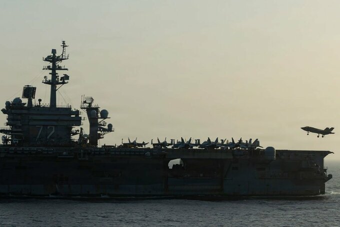 トランプ氏、ホルムズ海峡再開のイラン提案を拒否－海上封鎖継続へ