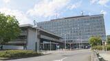 10年以上にわたりスマホで女性のスカート内の盗撮繰り返す 長野県の部長級幹部職員の60歳男性を停職6か月の懲戒処分|TBS NEWS DIG