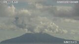 諏訪之瀬島で爆発的噴火 噴煙1200m【きょう・あすの降灰予報】鹿児島・十島村|TBS NEWS DIG
