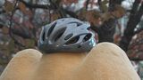 高校生がDJポリスに!自転車ヘルメット着用呼びかけ 富山では高校生の着用率3.9%…若い世代に知ってほしい 帽子に重ねる“インナーヘルメット”も|TBS NEWS DIG