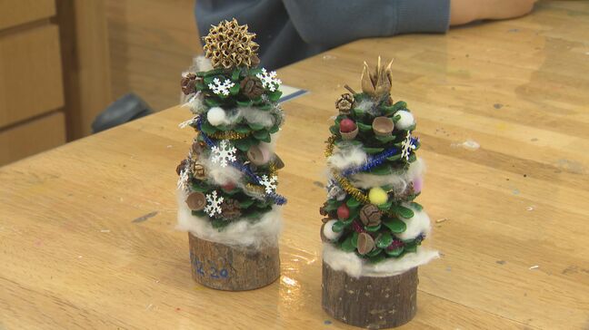 まつぼっくりで小さなクリスマスツリー作り 親子が手作りを楽しむ アルプスあづみの公園大町・松川地区 長野|TBS NEWS DIG