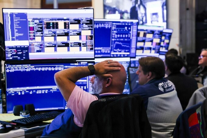 【米国市況】S&P500下落、テック決算控え警戒感－円は40年ぶり安値圏