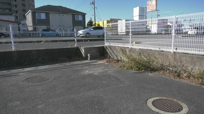 高齢女性が運転する軽乗用車がブロックに正面衝突か…同乗していた高齢男性が死亡　|　BSSニュース | BSS山陰放送