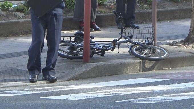 「自転車と車の事故」信号のない交差点で出会い頭か　自転車の男性（77）が意識不明の重体に　広島・中区|TBS NEWS DIG