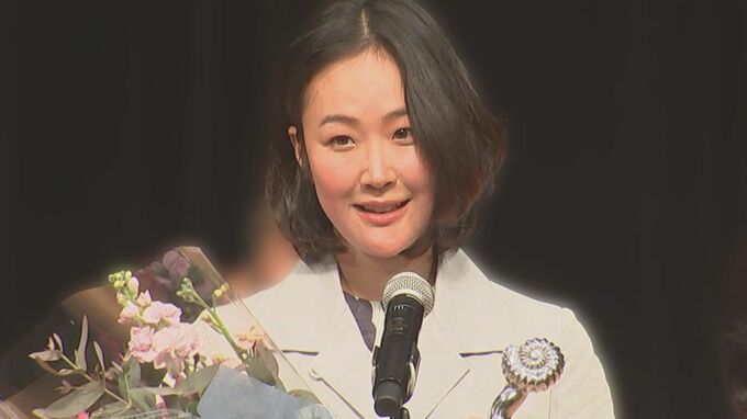 【独立】俳優・黒木華さんが所属事務所を退社「京都の大学生だった私に…」約13年の支えに感謝 "これからも精進"|TBS NEWS DIG