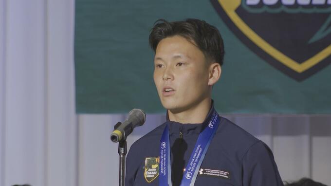 「応援がすごい力になりました」青森山田・山本虎キャプテン　サポーターなど約400人を前に感謝　「全国高校サッカー選手権」と「プレミアリーグ」で2冠果たし祝賀会　『黒田剛前監督』もサプライズで祝福　|　青森のニュース│ATV NEWS│青森テレビ