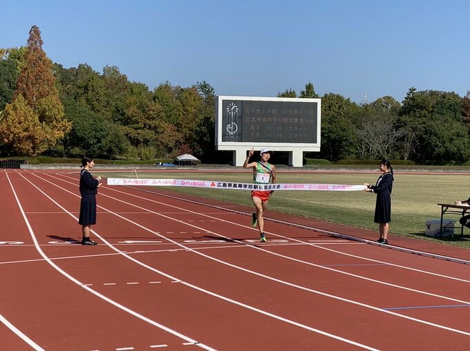 広島県高校駅伝＜男子＞　世羅高校が20連覇を達成！ 全区間トップ譲らず　|　RCC NEWS | 広島ニュース | RCC中国放送