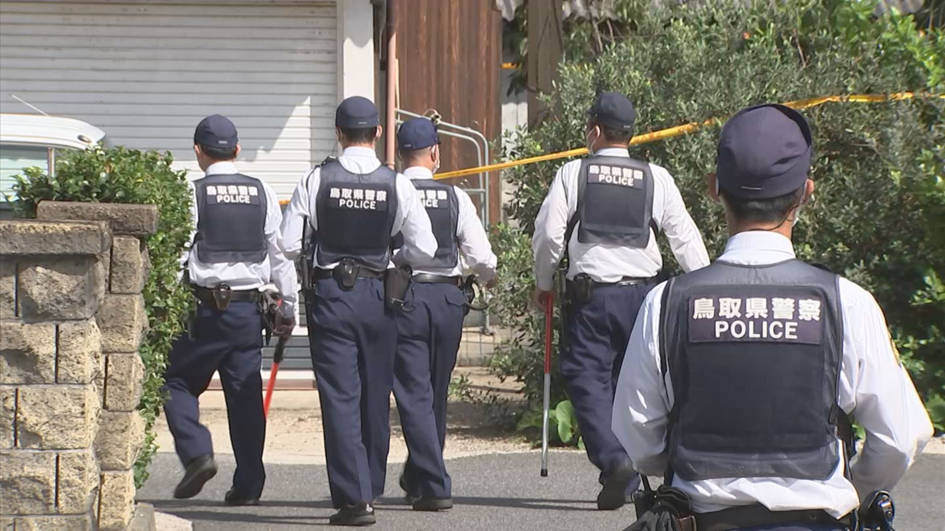 民家で夫婦と母親が死亡 死因は3人とも刃物の傷による失血死 「お父さんが、お母さんと祖母を刺した」息子が通報…父親を殺人容疑で捜査 TBS