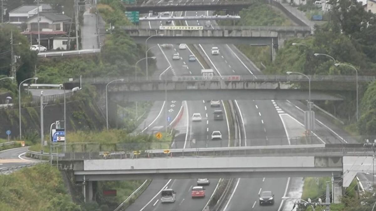 【台風25号の影響】　東名、中央道などで通行止めの可能性　中日本高速道路